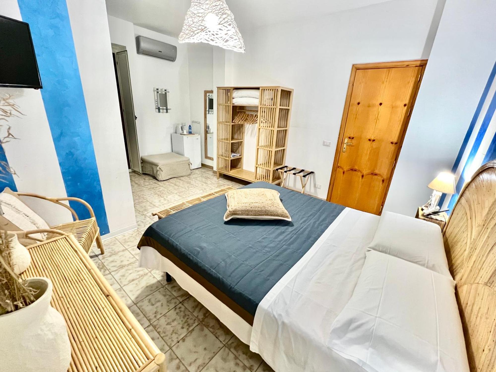Terrazze Sul Mare Bed & Breakfast Pozzallo Exterior photo